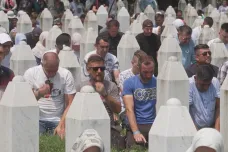 Srebrenica si připomněla masakr. Tryzny se poprvé zúčastnili i židé, slyšeli omluvu za dávné křivdy