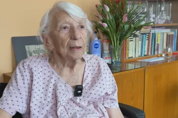 Statek komunisté zbořili. Byla tam proluka, pak parkoviště, vypráví pamětnice