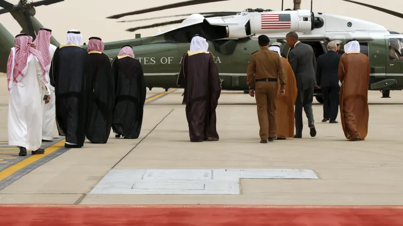 Uvítání Baracka Obamy na letišti v Rijádu