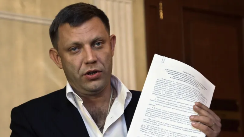 Lídr separatistů Alexandr Zacharčenko na mírovém jednání v Minsku