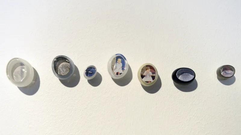 Sara Hellsingová / Moments Passed