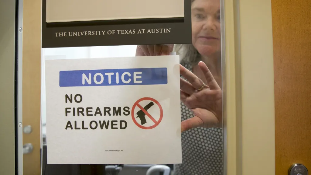 Dosud zbraně na texaské univerzity nemohly