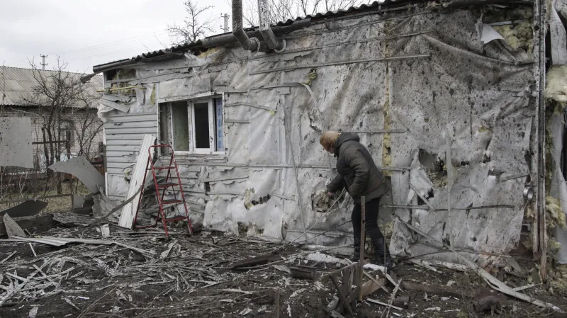 Zničený dům v Doněcku