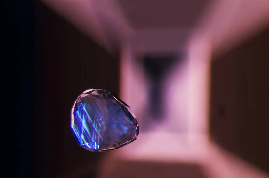 Oceněný snímek: Drahokam spinel