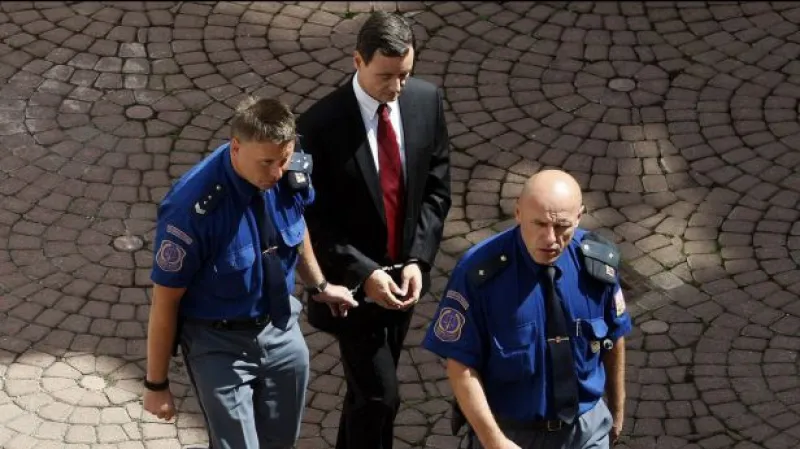 Boj o Rathovu kauci tématem Událostí