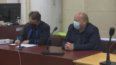 Obžalovaný obchodník se starožitnostmi Josef Salmon (vpravo)