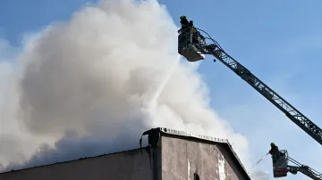 Požár skladu plastů v Brně-Přízřenicích