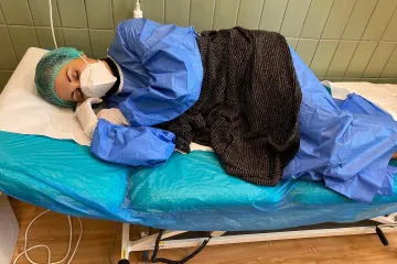 Pacientka měla akutní zánět ledvin, kadaňská nemocnice ji ale poslala domů a čekala na test na covid-19