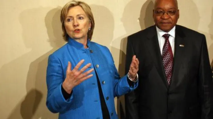 Hillary Clintonová a Jacob Zuma