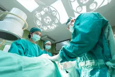 Česká lékařská komora chce zvýšit plat lékařů nejméně o deset procent