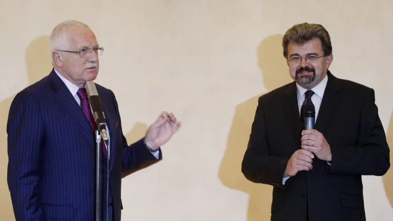 Václav Klaus s kancléřem Jiřím Weiglem