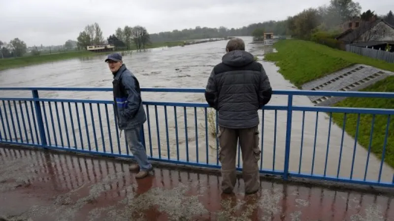 Rozvodněná Odra v Bohumíně na hranici s Polskem,  Autor: Drahoslav Ramík,  Zdroj: ČTK