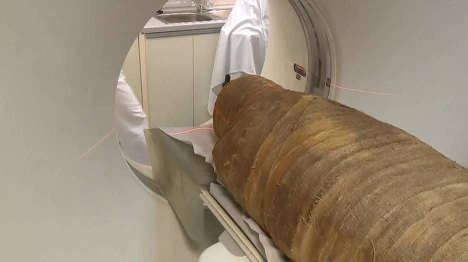 Skenování mumie