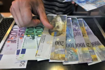 Upozornit na nevýhodné kurzy není trestný čin, odmítla policie směnárníky
