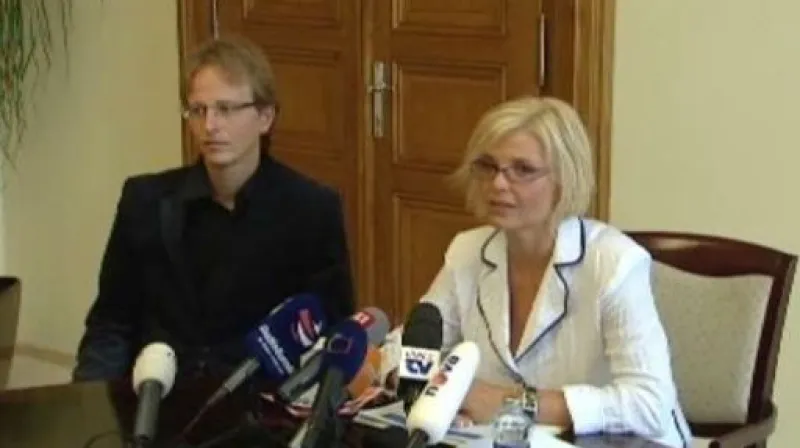 Reportérka Pavla Sedliská ve Studiu ČT24