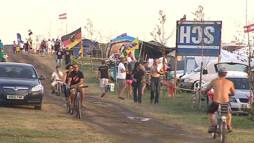 O invazi fanoušků z počátku devadesátých let se už nedá mluvit