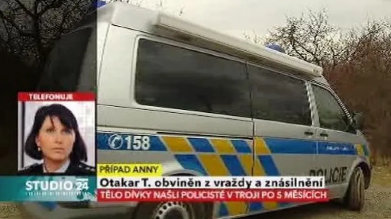 Mluvčí Andrea Zoulová ve Studiu ČT24