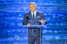 Pellegrini vyzval na Devíně k jednotě, Fico kritizoval EU