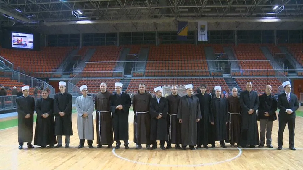 Týmy před zápasem