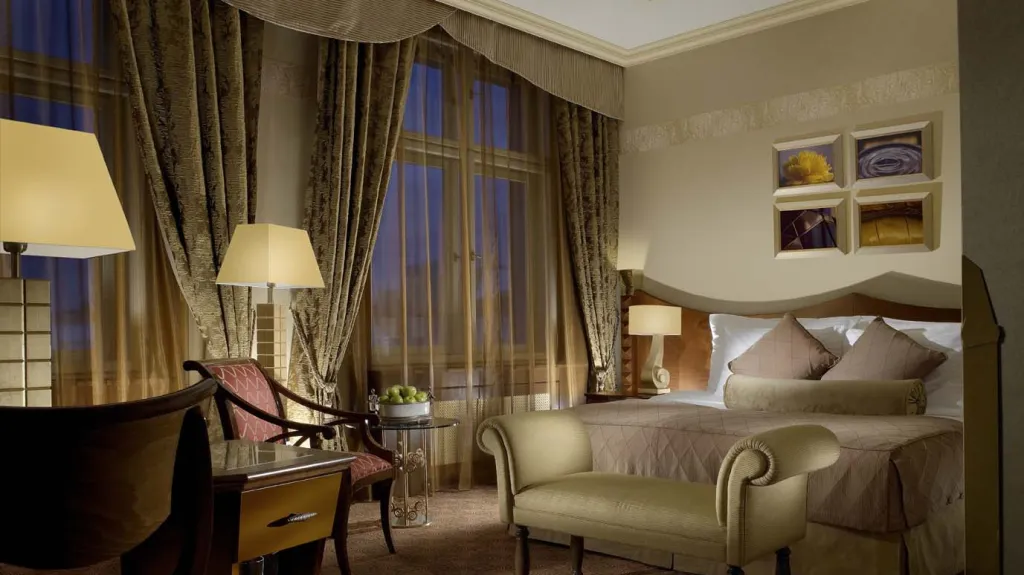 Art Deco Imperial Hotel