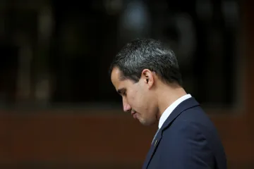 Potřebujeme víc vojáků. I těch amerických, připustil prozatímní prezident Venezuely Guaidó
