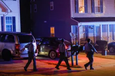 Patnáctiletý mladík v Severní Karolíně zastřelil pět lidí, včetně jednoho policisty
