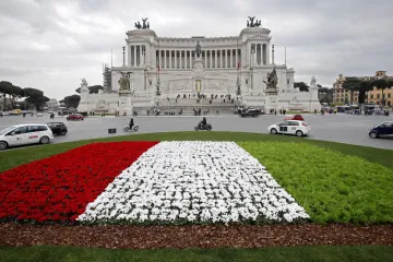 Itálie se překvapivě propadla do recese