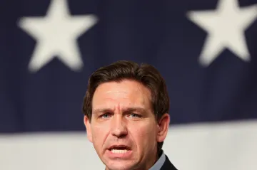 DeSantis zahájil cestu za republikánskou nominací do prezidentských voleb. Kritizoval Trumpa