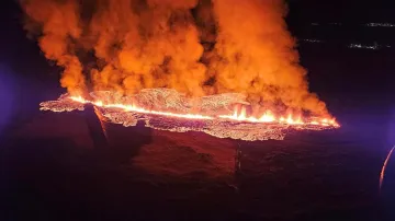 Sopečná erupce na poloostrově Reykjanes