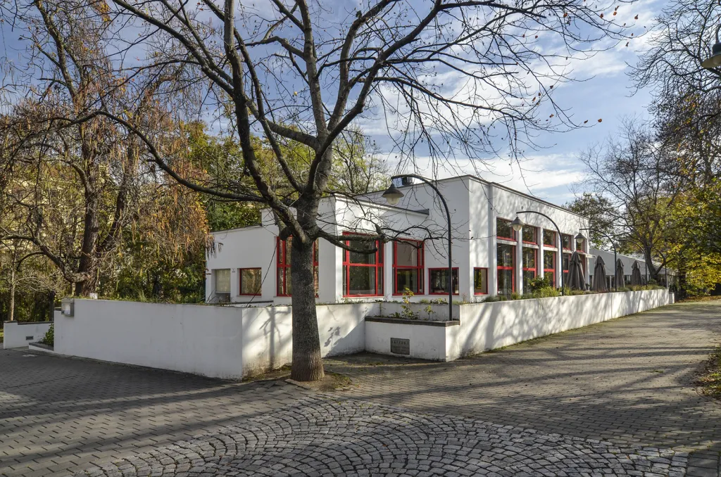 Zemanova kavárna (1925–1926) od Bohuslava Fuchse