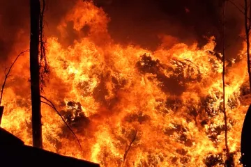 Hasiči lokalizovali požár skládky na Rakovnicku