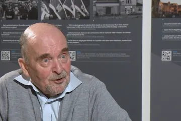 Muž, který dostal Angelu Merkelovou do politiky. Rainer Eppelmann za kancléřkou stojí i nadále