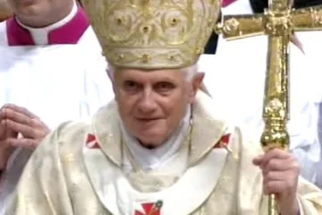 New York Times: Papež se podílel na zamlčování případů pedofilie
