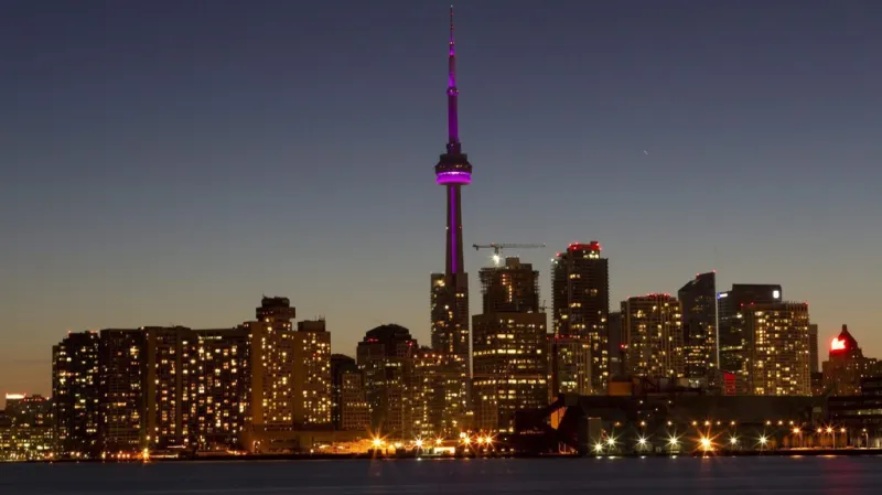 Toronto těsně před Hodinou Země