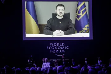 Zelenskyj žádal v Davosu o rychlejší dodávky tanků. Duda ho podpořil, Scholz se nevyjádřil