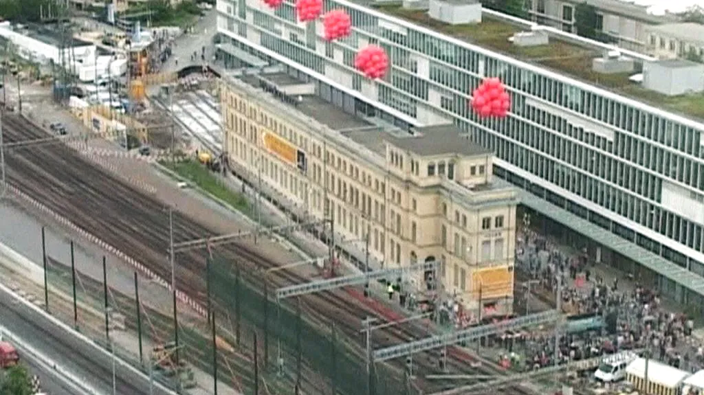 Stěhování budovy Maschinenfabrik Oerlikon v Curychu