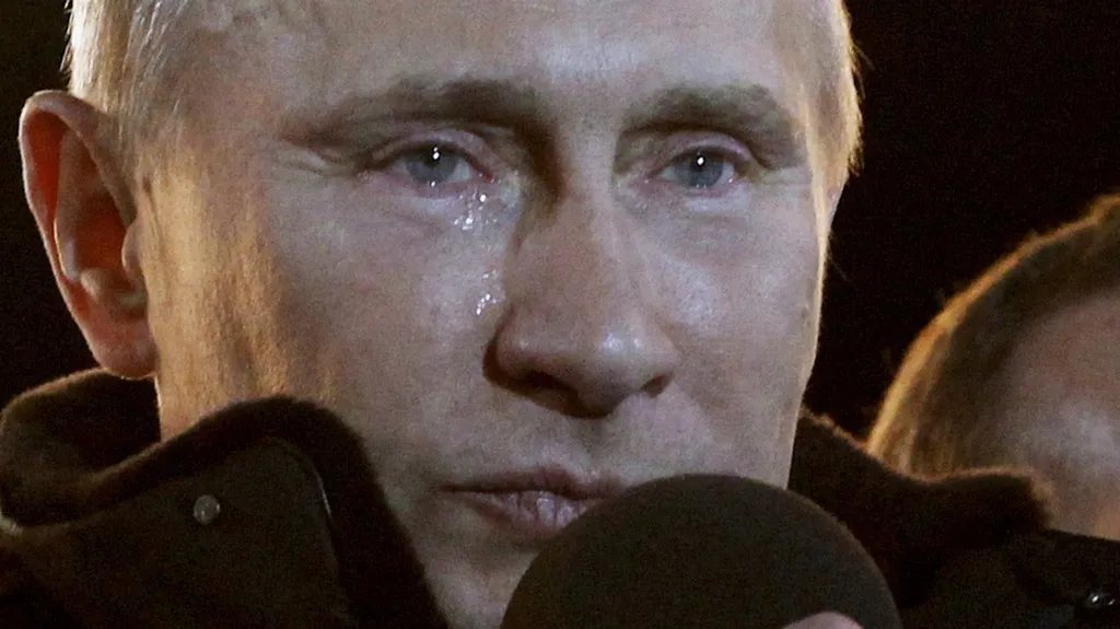 Dojatý Vladimir Putin při prohlášení svého vítězství před Kremlem