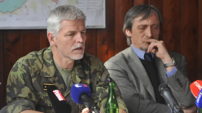 Petr Pavel s ministrem Martinem Stropnickým