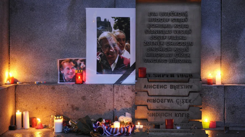 Uctění památky Václava Havla