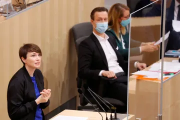 Jedině bez Kurze, podmiňují setrvání v rakouské vládě Zelení. Chtějí se přidat k opozici při hlasování o nedůvěře