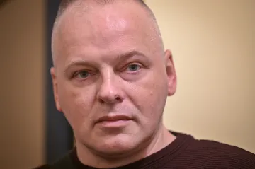 Za dvacet let nezákonného vězení má muž dostat milionové odškodné
