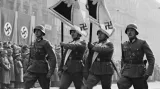 Přehlídka německých okupačních vojsk na Václavském náměstí