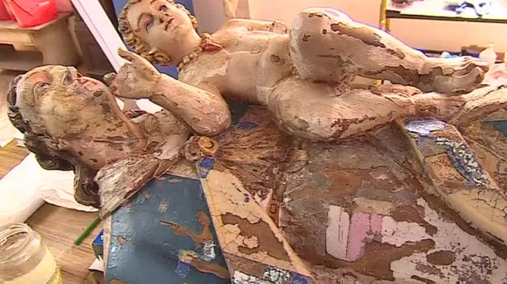 Socha Madony z Velké nad Veličkou