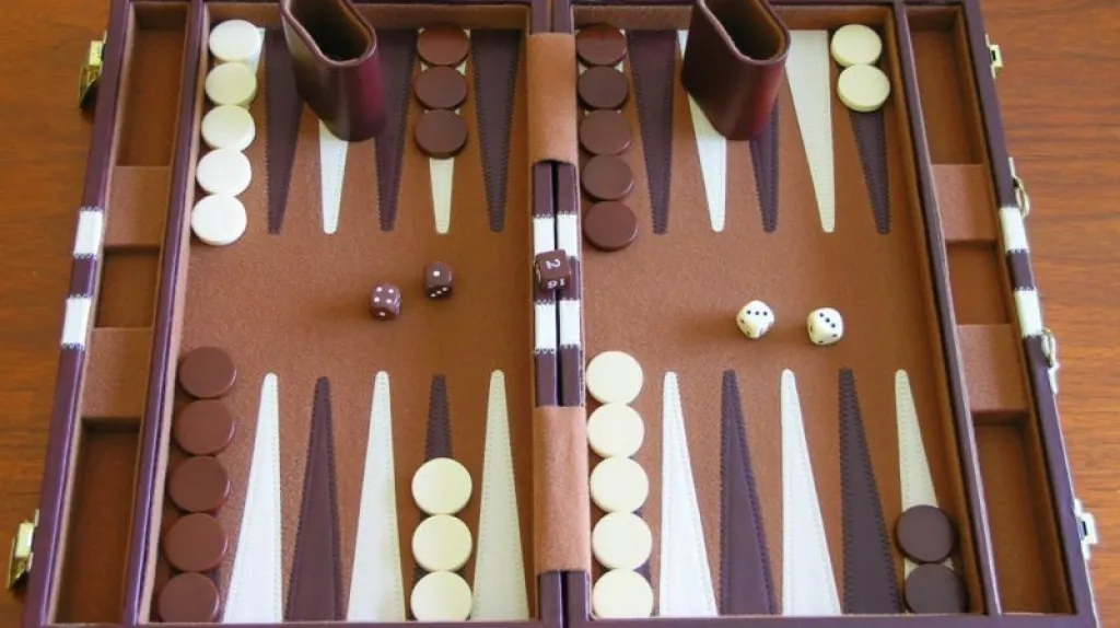 Populární hra vrhcáby