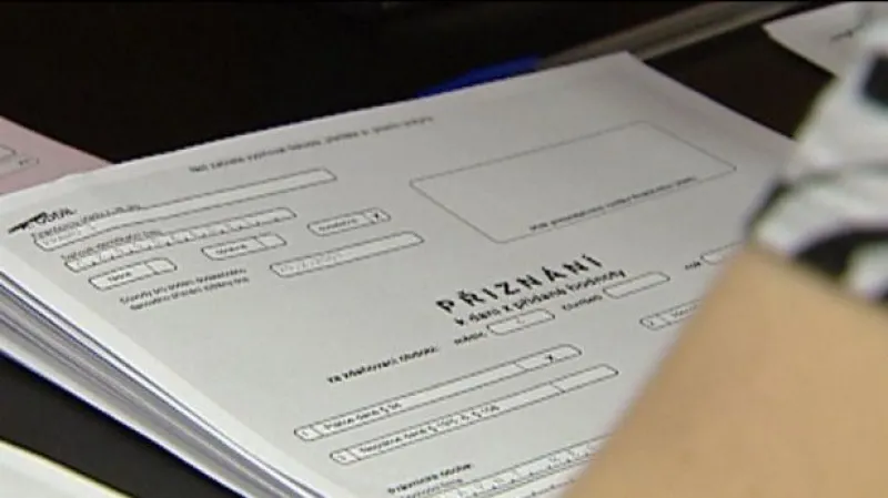 Přiznání majetku tématem Událostí ČT