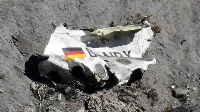 Trosky letadla Germanwings ve francouzských Alpách