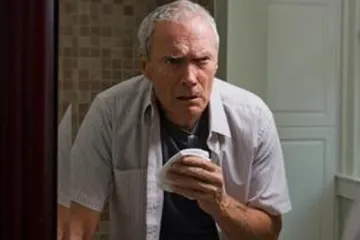 Recenze: Gran Torino - starý bourák v nové době