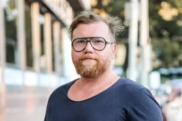 Skutečné válce předchází informační, říká režisér Velkého vlasteneckého výletu