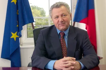 Zemřel psychiatr, sexuolog a někdejší europoslanec Jaroslav Zvěřina