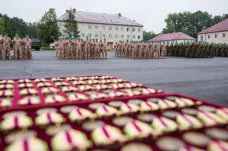 V zahraničních misích má příští rok působit 900 českých vojáků, velká část z nich v Africe